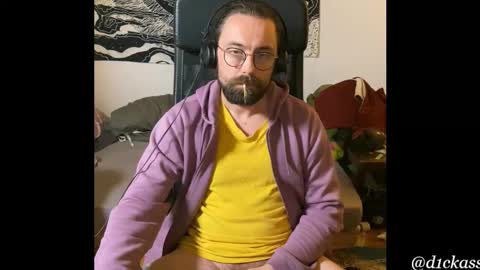 Snapshot of d1ckass chatting on October 5, 9:44 pm d1ckass online show from October 5, 9:44 pm