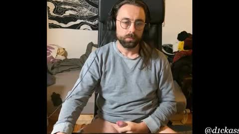 Snapshot of d1ckass chatting on October 31, 3:23 pm d1ckass online show from October 31, 3:23 pm