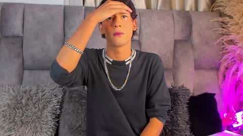 Darked online show from November 26, 5:05 am