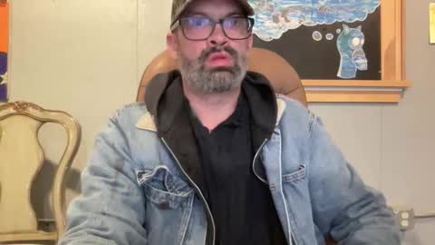 Snapshot of d4ddy858 chatting on October 24, 8:09 pm d4ddy858 online show from October 24, 8:09 pm
