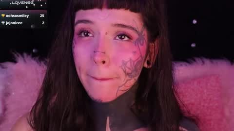 Darlene online show from February 5, 9:29 pm