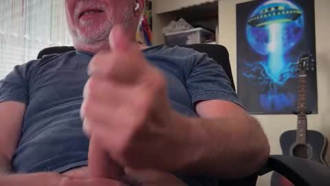 dadbate23 online show from April 5, 3:42 pm