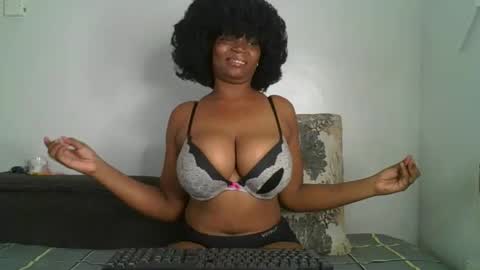 daddyiestoy online show from September 30, 3:33 pm