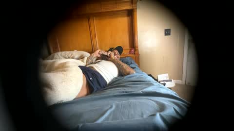 sexy tatted king bbc online show from May 9, 7:03 am