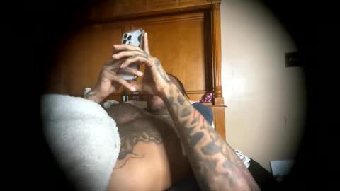 sexy tatted king bbc online show from May 8, 6:52 am