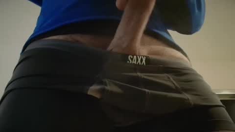 Daddy Runner online show from April 3, 4:36 pm