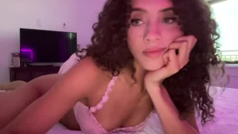 daddysbaby818 online show from June 15, 8:45 pm