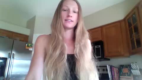 daddysexyslutlove online show from June 2, 1:07 am
