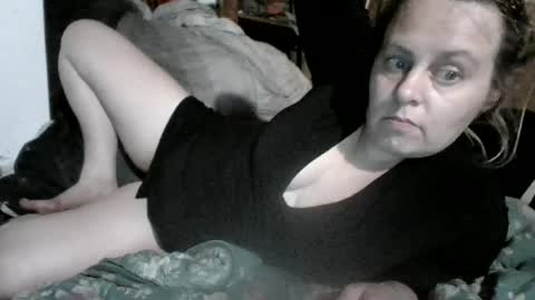 daddysg1rl123 online show from June 16, 11:09 pm