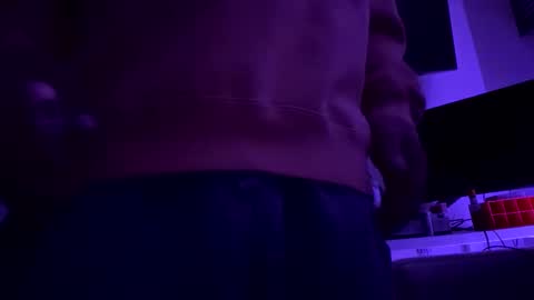 Tonystark online show from April 25, 9:44 am