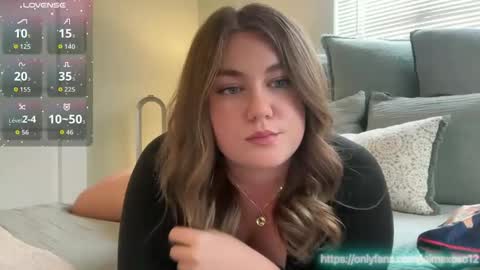 Snapshot of daddyslittlegirl12 chatting on September 8, 5:45 pm Jaime online show from September 8, 5:45 pm