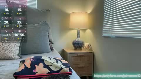 Snapshot of daddyslittlegirl12 chatting on October 9, 7:08 pm Jaime online show from October 9, 7:08 pm