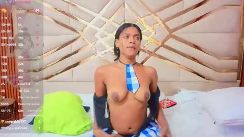 Snapshot of daddysneakinme chatting on February 11, 8:42 pm Anny online show from February 11, 8:42 pm