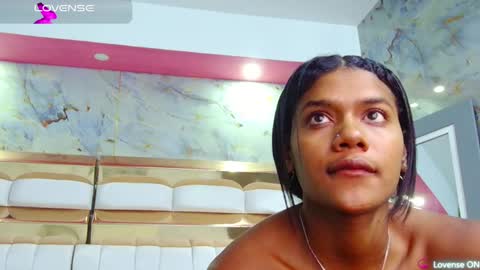Snapshot of daddysneakinme chatting on February 4, 2:39 am Anny online show from February 4, 2:39 am