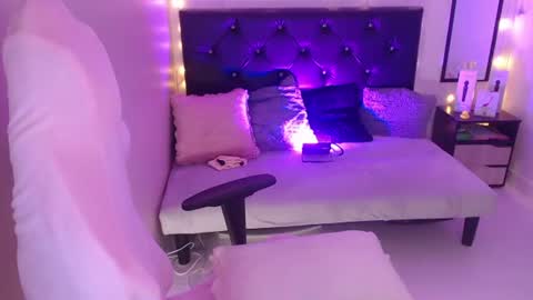 amanda online show from July 21, 1:24 pm