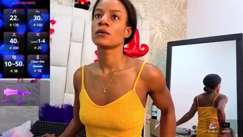 daffnelewis online show from February 25, 11:36 am