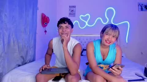 dafnezahiraa  online show from November 3, 2:01 am