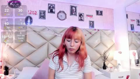 Snapshot of dafnne_hall chatting on October 23, 4:58 am Dafnne online show from October 23, 4:58 am