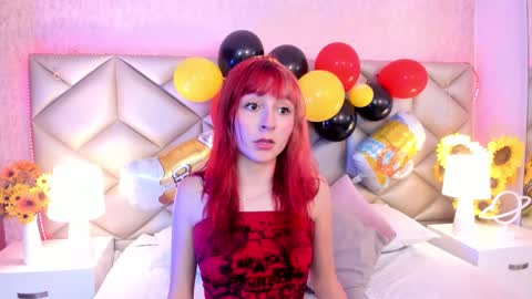 Snapshot of dafnne_hall chatting on September 30, 4:34 am Dafnne online show from September 30, 4:34 am