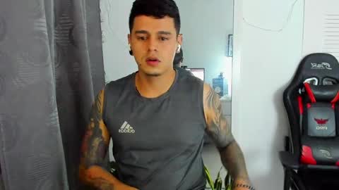 my name is Jhon and I live in colombia online show from May 27, 3:47 am