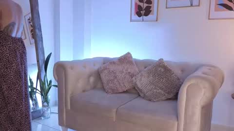 Dahiann Walcott online show from March 3, 5:53 pm