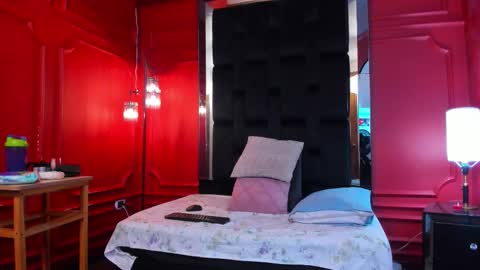 Dahiane Connor online show from December 3, 11:44 am