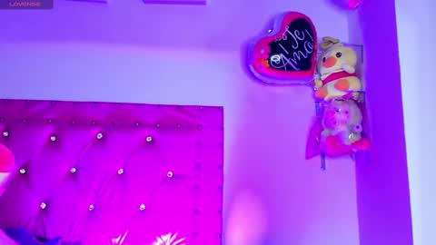    online show from March 11, 9:45 am