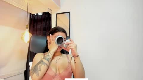 Dahlia Cielo online show from April 8, 1:03 pm