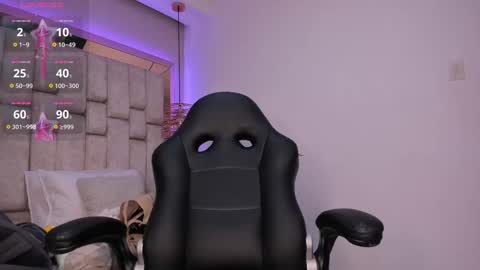 Daia Ortiz  online show from September 23, 4:23 pm