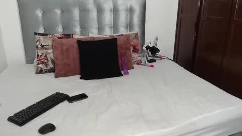 Daiisha.. online show from September 28, 9:13 pm