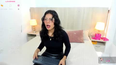 Daila Beltran online show from June 21, 8:04 pm