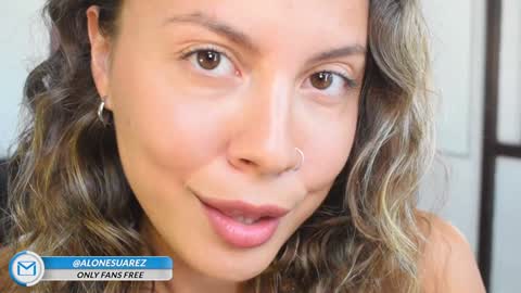 Alondra Suarez online show from September 19, 3:16 pm