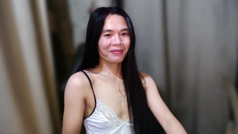 Kim online show from June 17, 6:13 pm
