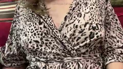 Mx Mommy Moo online show from June 15, 3:04 pm
