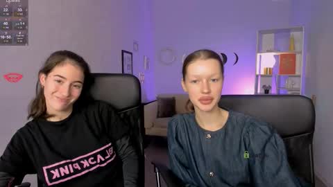 daisy online show from November 22, 8:07 pm