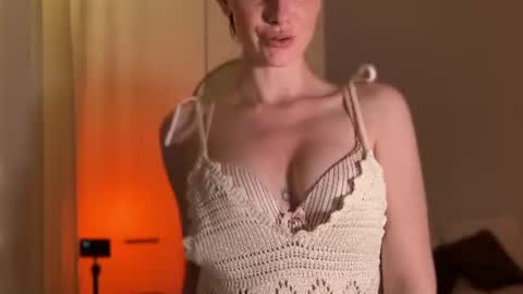 Daisy   Fansly - Daisyymint  online show from July 17, 5:15 pm