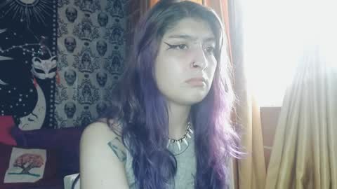    --  -- help me reach 100 hands up  online show from January 31, 10:42 pm