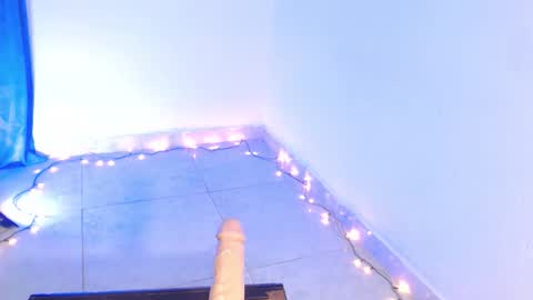 VALENTINA  online show from November 26, 3:15 am