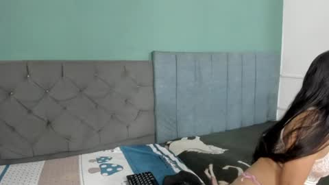 dakota_20_ online show from August 9, 1:05 pm