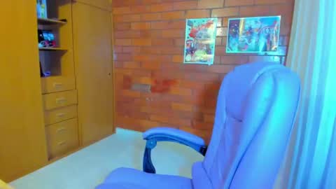 The girl of your dreams o online show from February 5, 6:48 pm