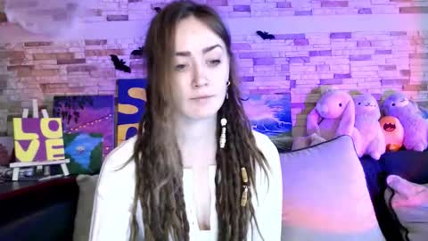 Dalia  online show from November 3, 9:32 am