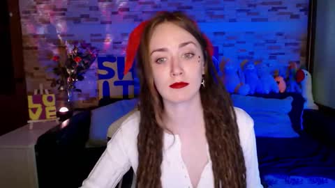 Dalia  online show from December 2, 11:19 am