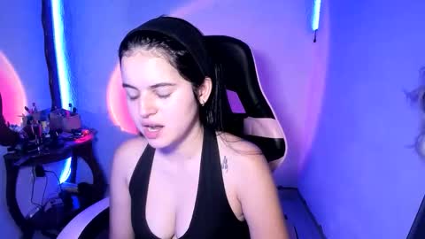 Dalia April online show from March 13, 10:13 pm