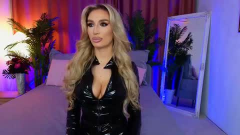 DalidaSelena online show from January 9, 5:51 pm