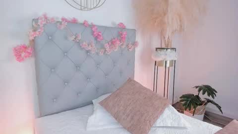 Dalyla online show from February 11, 1:04 pm