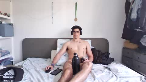 dami_mad_ online show from June 13, 3:11 pm
