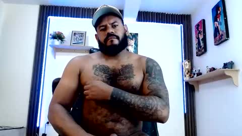 damian64436171 online show from May 19, 1:56 am