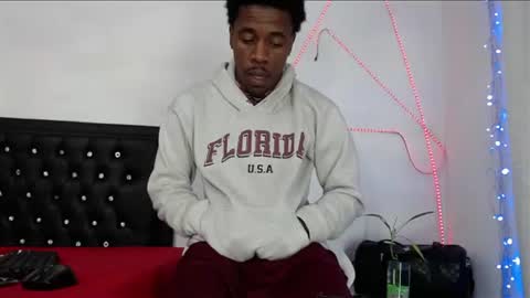 damian_hart_24cm online show from July 13, 11:58 am