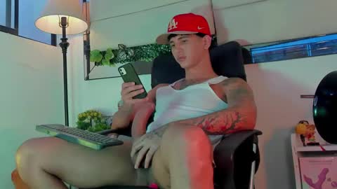 damian key online show from November 15, 9:05 pm