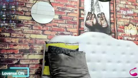 damian_shakur online show from March 23, 1:16 pm